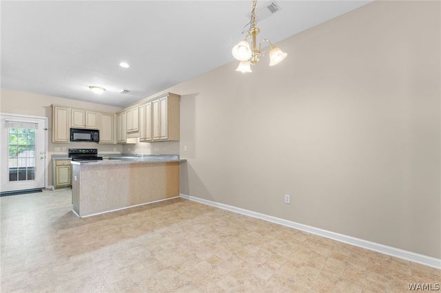 6416 Covington Villas, Tuscaloosa, AL 35405