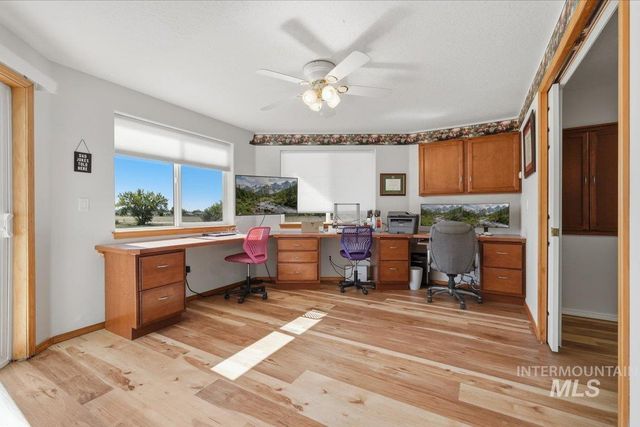 16921 Oasis Rd, Caldwell, ID 83607