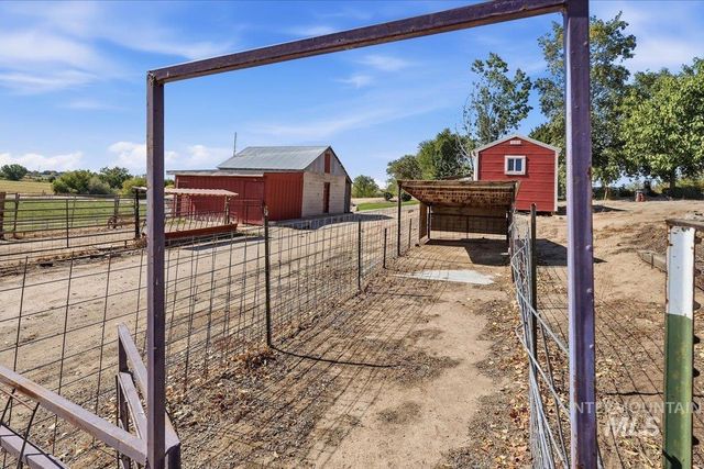 16921 Oasis Rd, Caldwell, ID 83607
