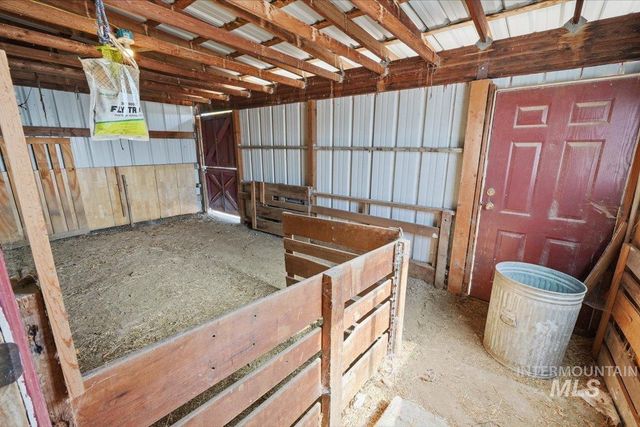 16921 Oasis Rd, Caldwell, ID 83607
