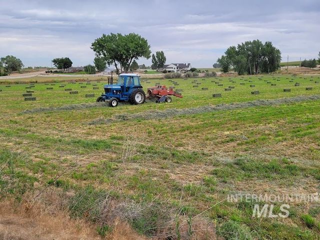 16921 Oasis Rd, Caldwell, ID 83607