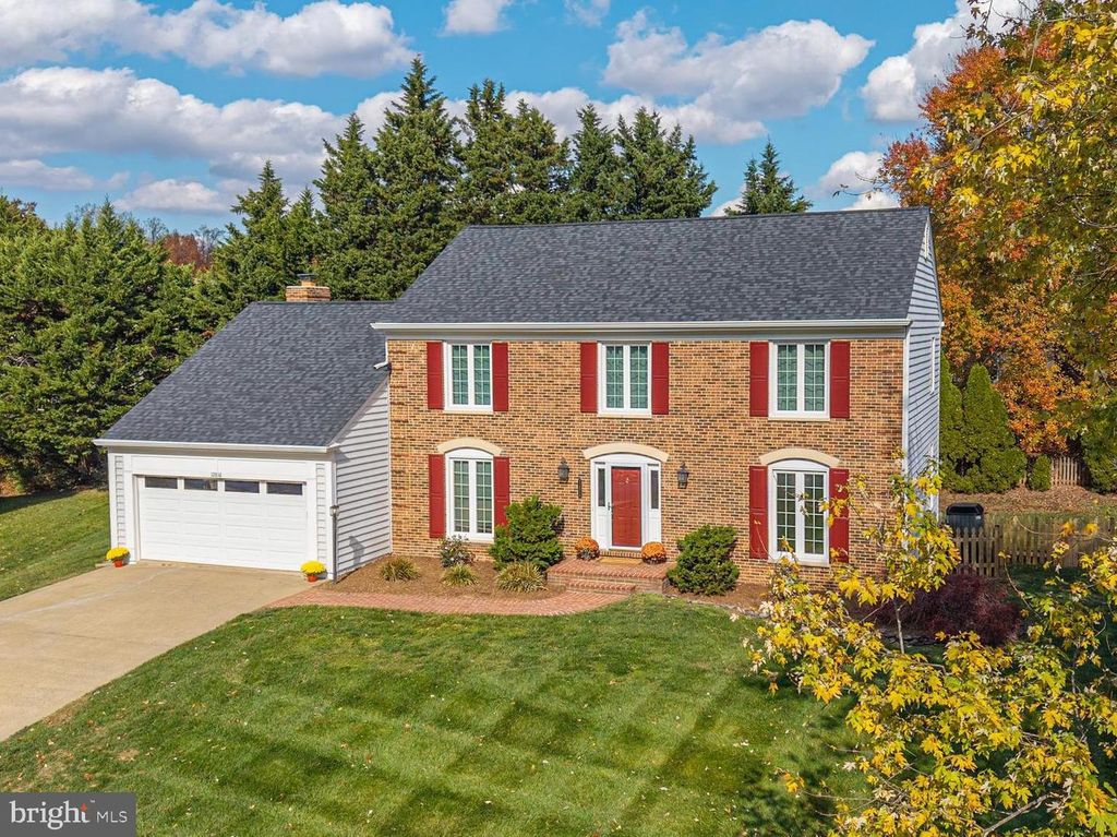 12816 CROSS CREEK LN, Herndon, VA 20171