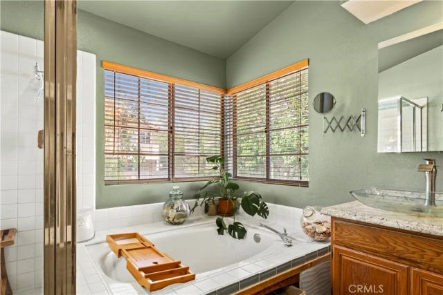 14178 Mendocino Court, Fontana, CA 92336