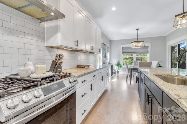 136 Ellis Lane, Arden, NC 28704