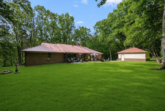 2501 Huntsville Hwy, Fayetteville, TN 37334