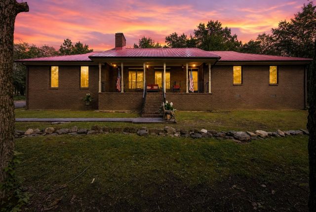 2501 Huntsville Hwy, Fayetteville, TN 37334