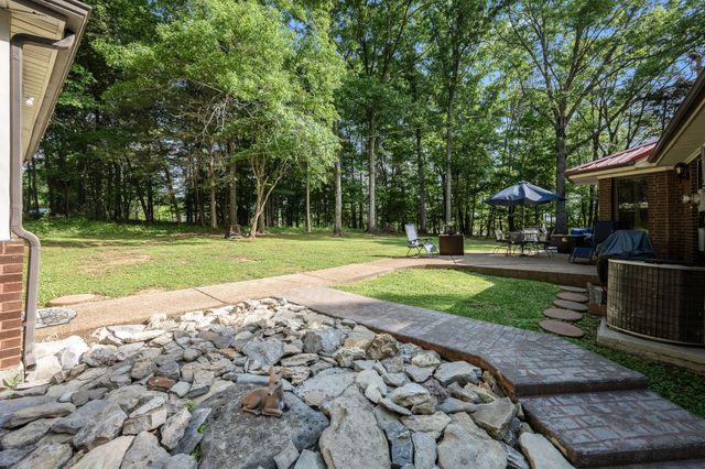 2501 Huntsville Hwy, Fayetteville, TN 37334