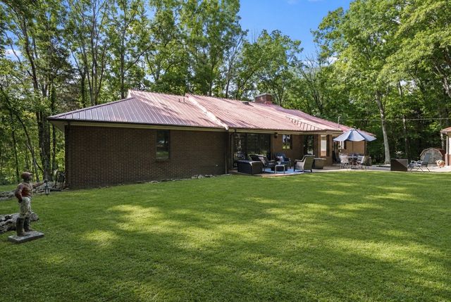 2501 Huntsville Hwy, Fayetteville, TN 37334