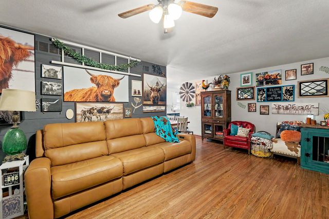 931 S Broadmoor, Wichita, KS 67207