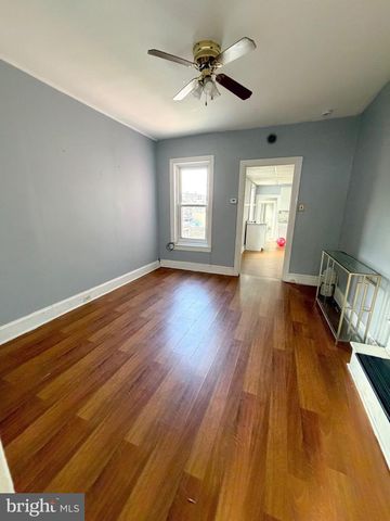 1113 SPRING ST, Reading, PA 19604