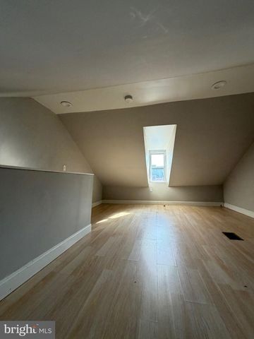 1113 SPRING ST, Reading, PA 19604