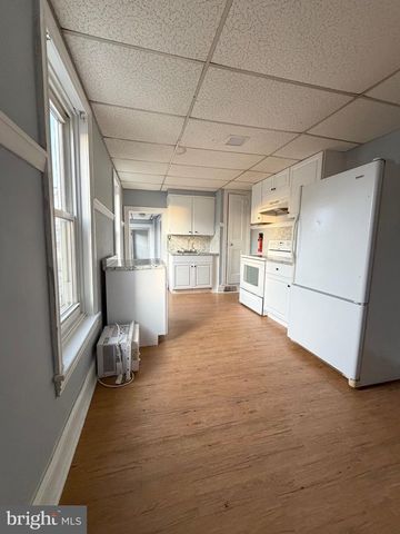 1113 SPRING ST, Reading, PA 19604