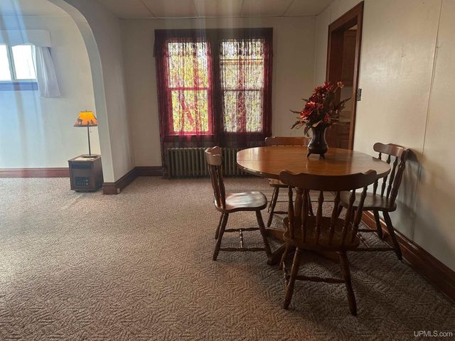 6305 S 3rd Street, Wells, MI 49894