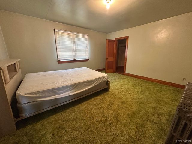 6305 S 3rd Street, Wells, MI 49894