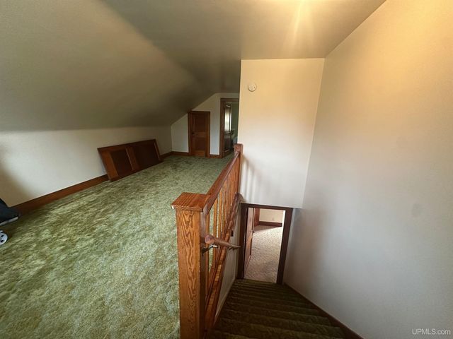 6305 S 3rd Street, Wells, MI 49894