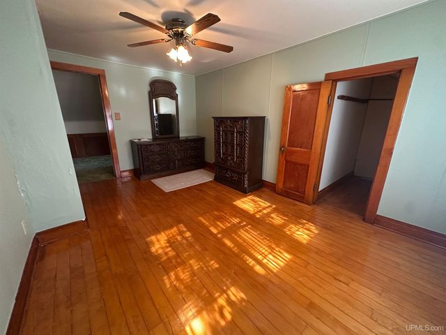 6305 S 3rd Street, Wells, MI 49894