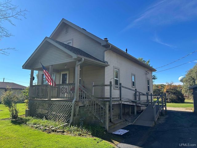 6305 S 3rd Street, Wells, MI 49894