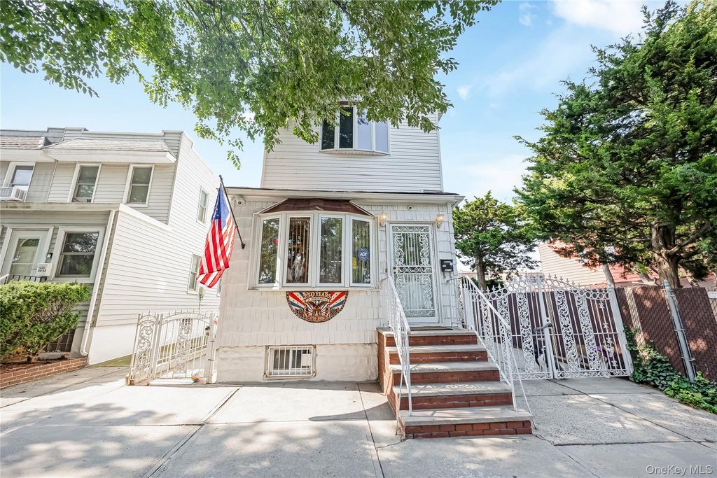 88-35 75th Avenue, Glendale, NY 11385 — exterior