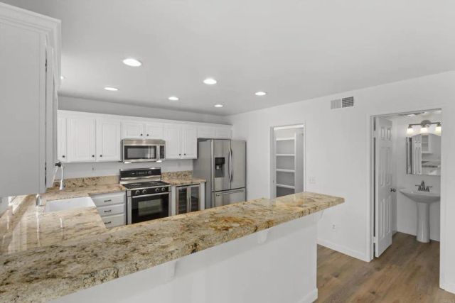 1030 Cima Dr., San Marcos, CA 92078