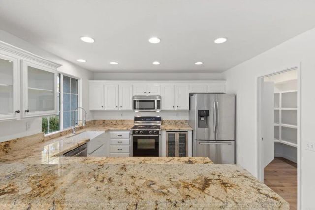 1030 Cima Dr., San Marcos, CA 92078