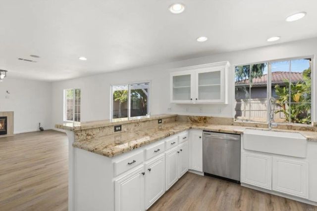 1030 Cima Dr., San Marcos, CA 92078