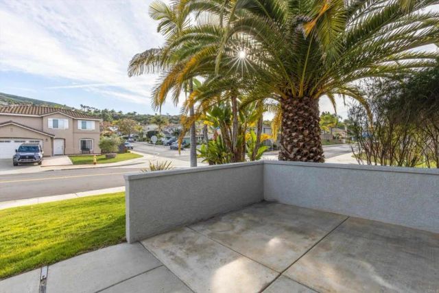 1030 Cima Dr., San Marcos, CA 92078