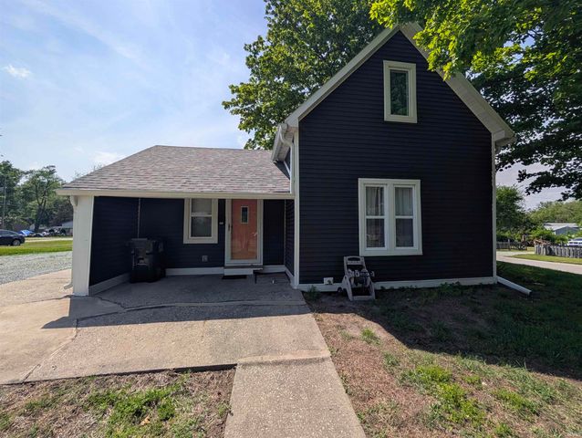 1200 College Avenue, Rochester, IN 46975
