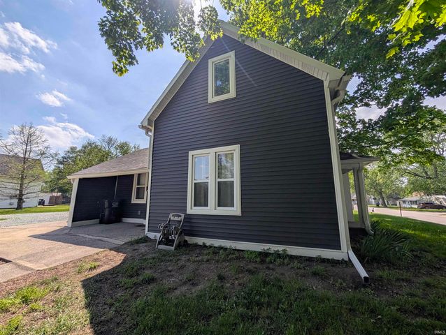 1200 College Avenue, Rochester, IN 46975