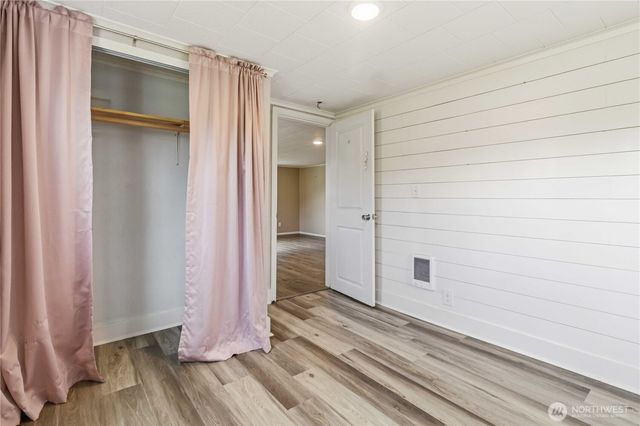 3007 Columbia Heights Road, Longview, WA 98632