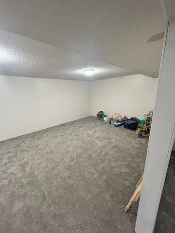 1962 N Country Club Rd, El Dorado, KS 67042