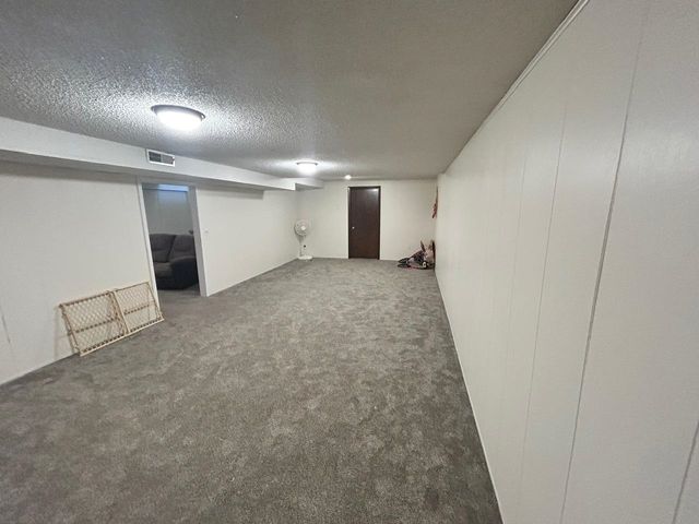 1962 N Country Club Rd, El Dorado, KS 67042