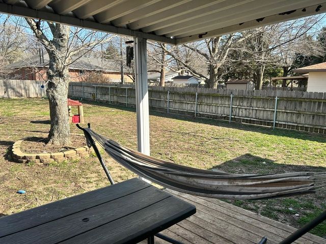 1962 N Country Club Rd, El Dorado, KS 67042