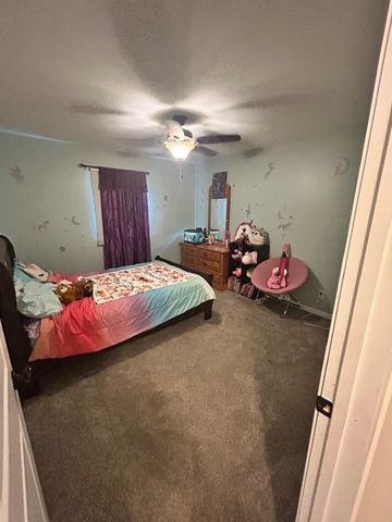 1962 N Country Club Rd, El Dorado, KS 67042