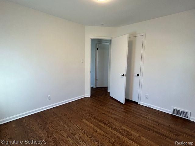 2194 Dorchester Road, Birmingham, MI 48009