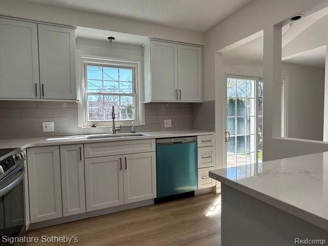 2194 Dorchester Road, Birmingham, MI 48009