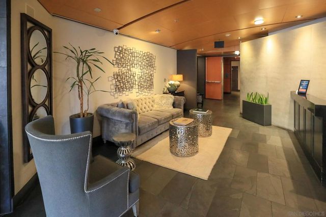 877 island Ave 102, San Diego, CA 92101