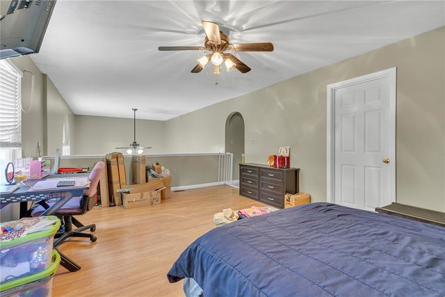 113 Aspen Dr, Brighton Twp, PA 15009
