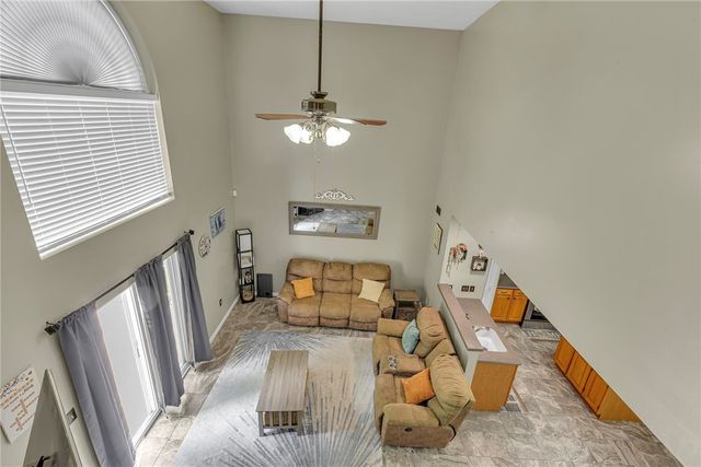 113 Aspen Dr, Brighton Twp, PA 15009