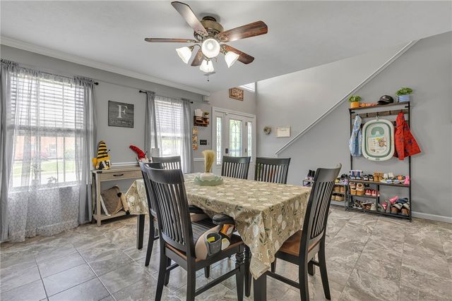 113 Aspen Dr, Brighton Twp, PA 15009