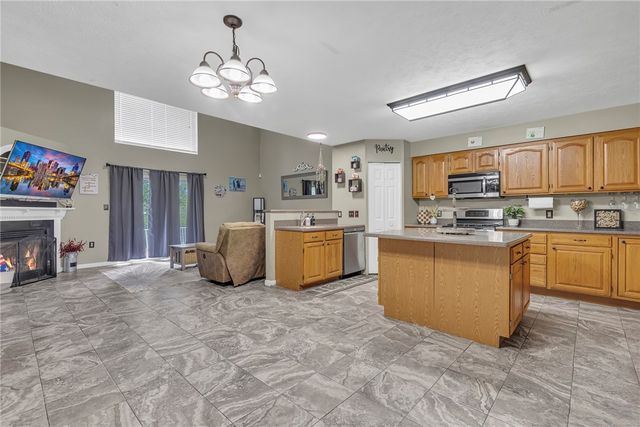 113 Aspen Dr, Brighton Twp, PA 15009