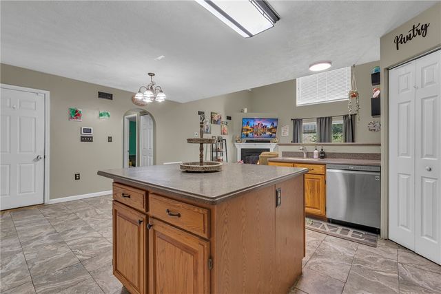 113 Aspen Dr, Brighton Twp, PA 15009