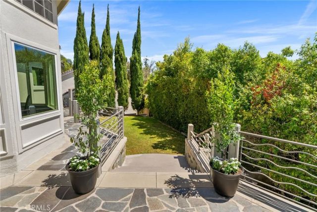 1881 Lemon Heights Drive, North Tustin, CA 92705