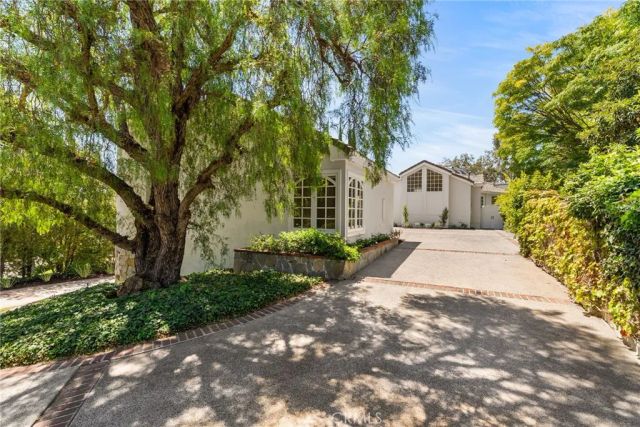 1881 Lemon Heights Drive, North Tustin, CA 92705