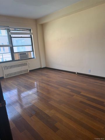 99-32 66 RD 3AA, Rego Park, NY 11374