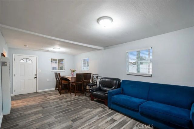 2017 E 112th, Los Angeles, CA 90059