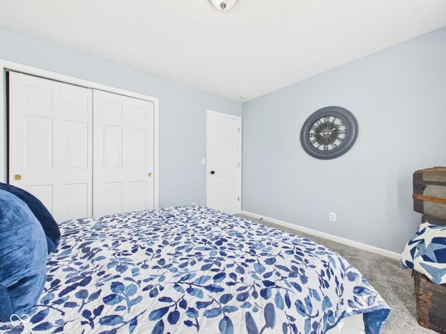6342 S Cabriolet Way, Pendleton, IN 46064