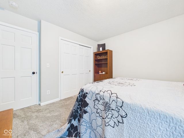 6342 S Cabriolet Way, Pendleton, IN 46064