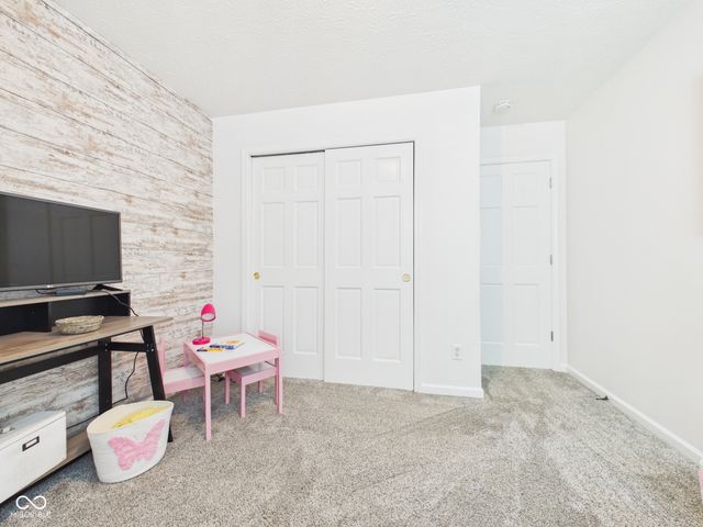 6342 S Cabriolet Way, Pendleton, IN 46064