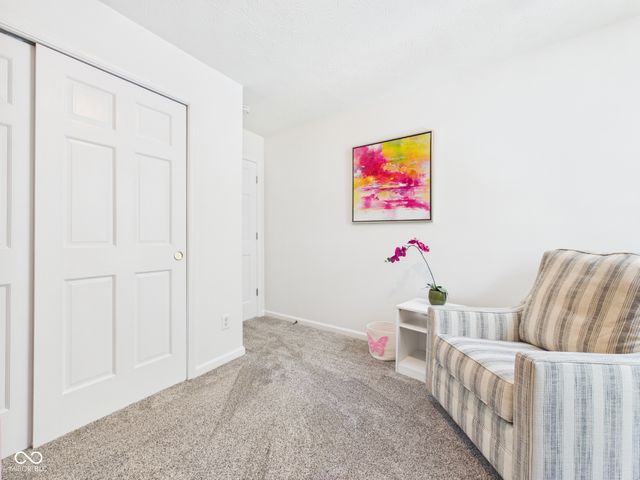 6342 S Cabriolet Way, Pendleton, IN 46064