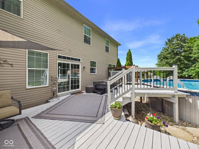 6342 S Cabriolet Way, Pendleton, IN 46064